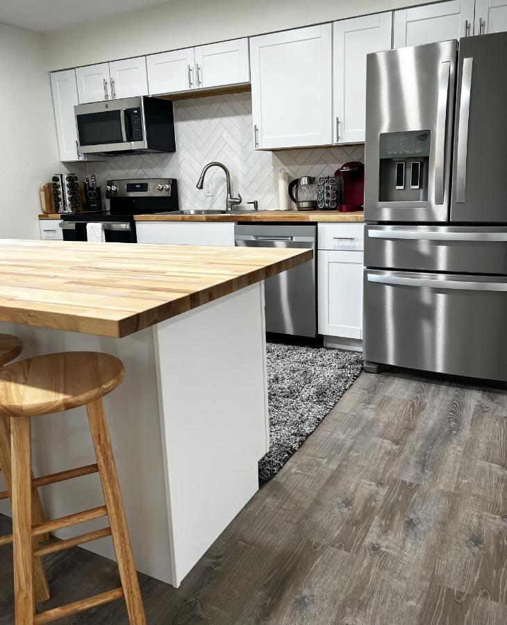 Anchorage Midtown Apartment- Wyoming 1 エクステリア 写真