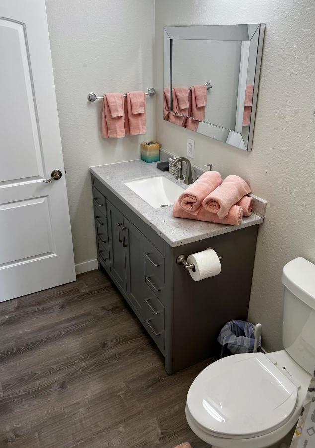 Anchorage Midtown Apartment- Wyoming 1 エクステリア 写真